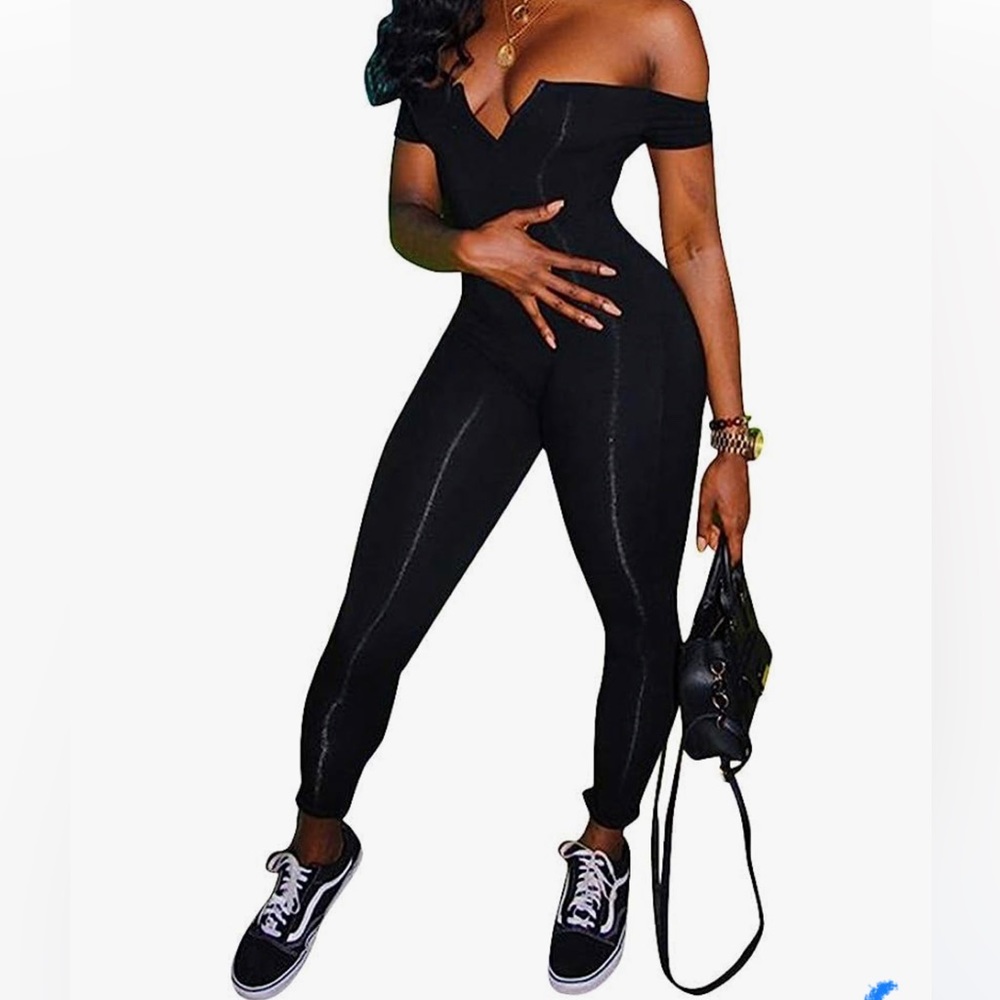 Black short sleeve bodysuit